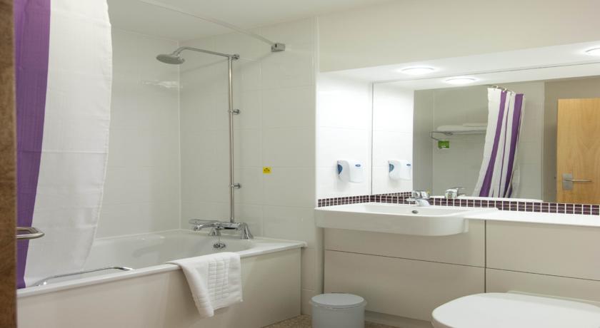 Premier Inn Uttoxeter Zewnętrze zdjęcie