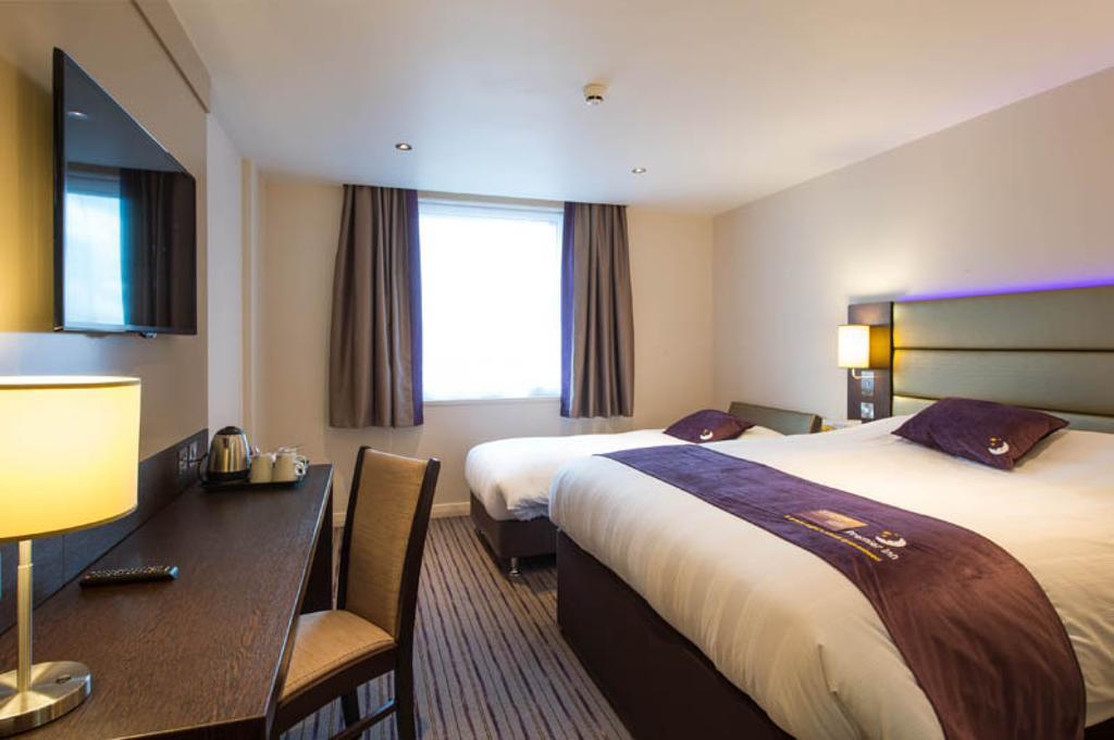 Premier Inn Uttoxeter Zewnętrze zdjęcie