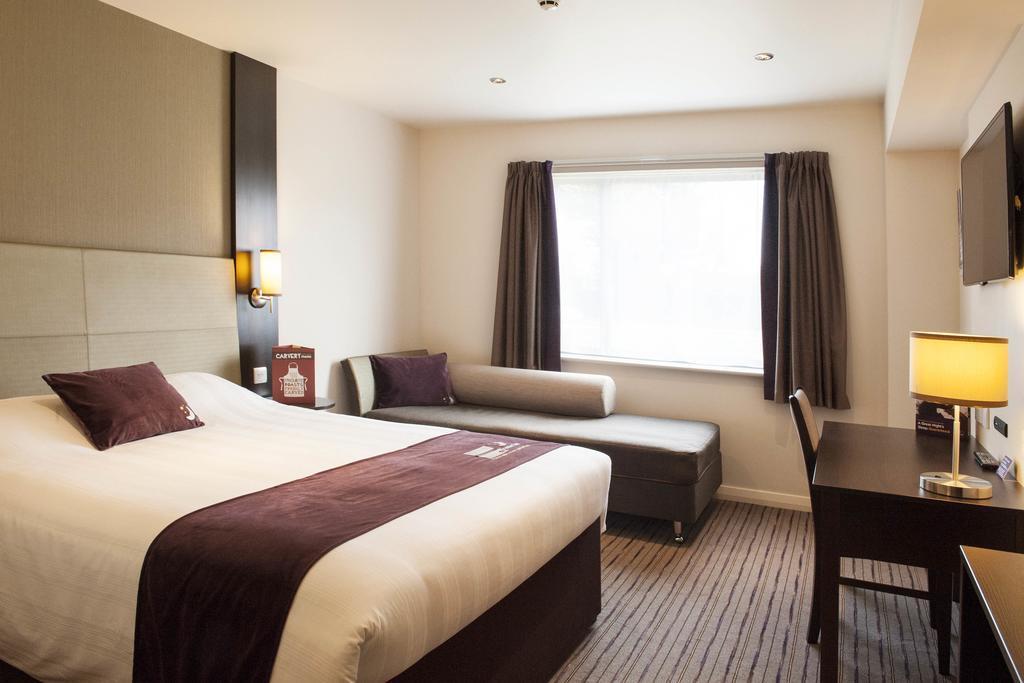 Premier Inn Uttoxeter Zewnętrze zdjęcie