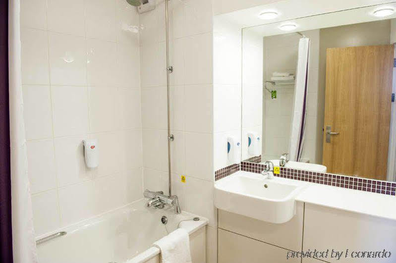 Premier Inn Uttoxeter Zewnętrze zdjęcie